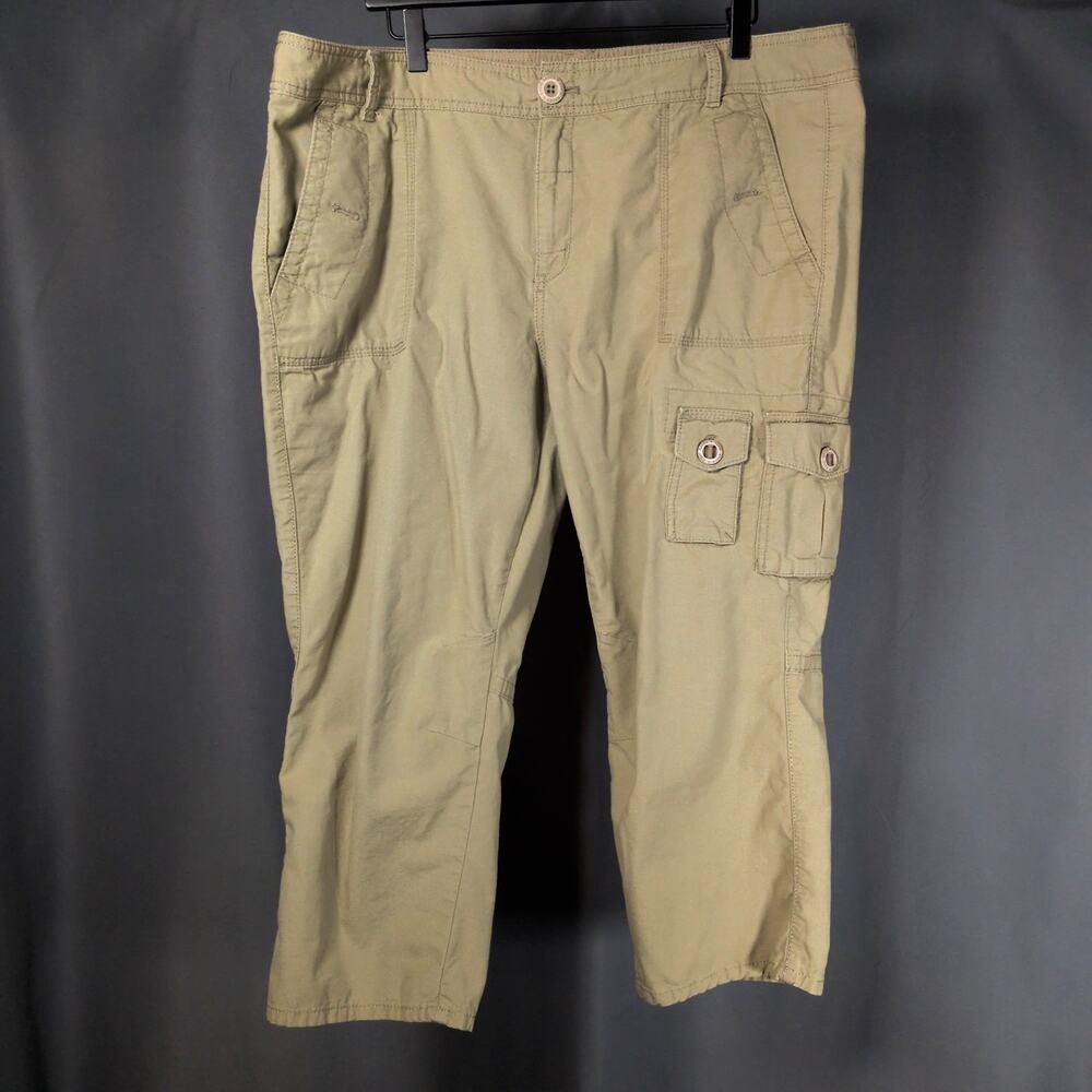 Eddie Bauer Women's Khaki Green Crop Cargo Capri Pants Size 18 100% Cotton